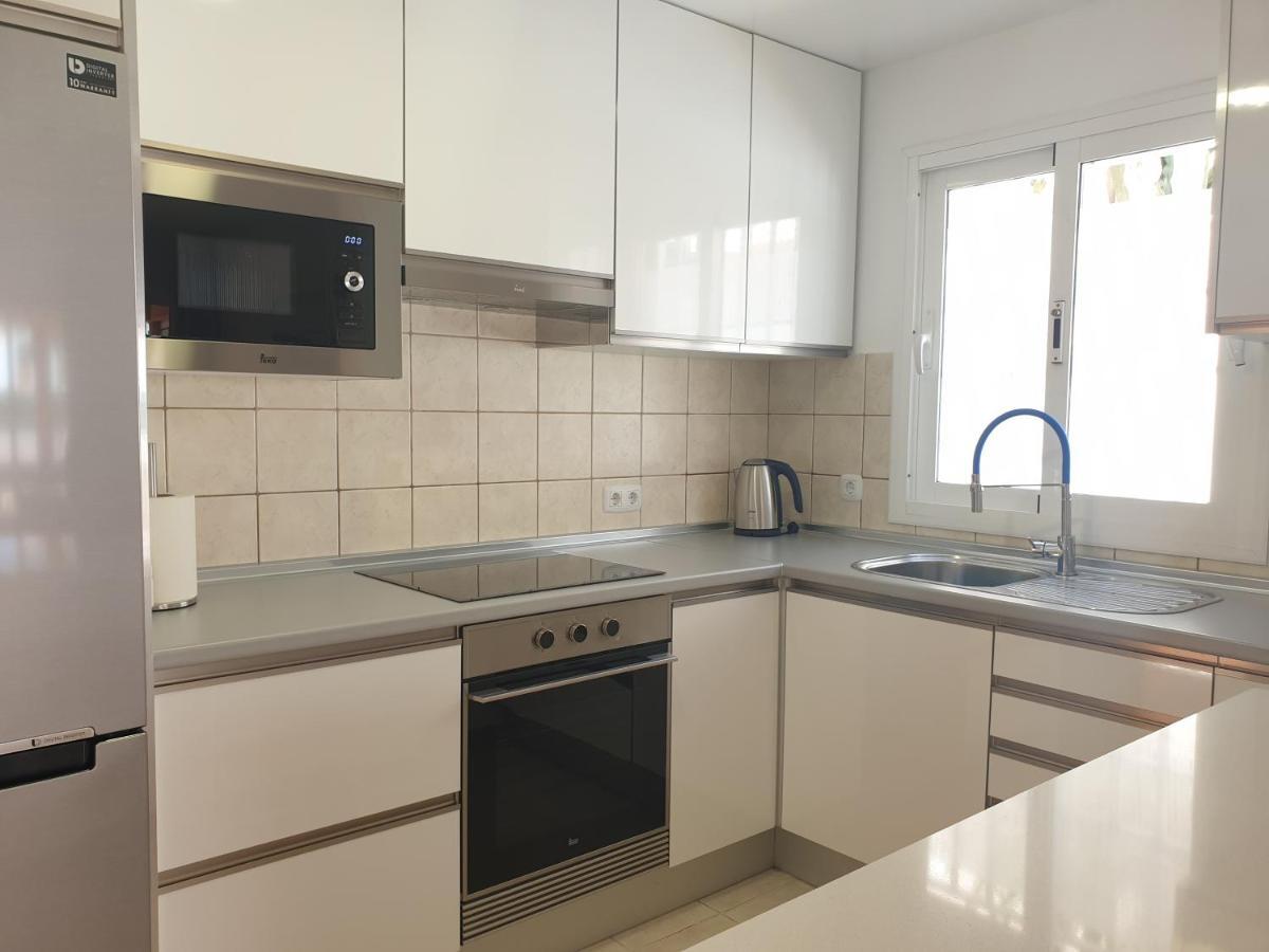 Sunny & New Apartamento In 칼레타데푸스테 외부 사진