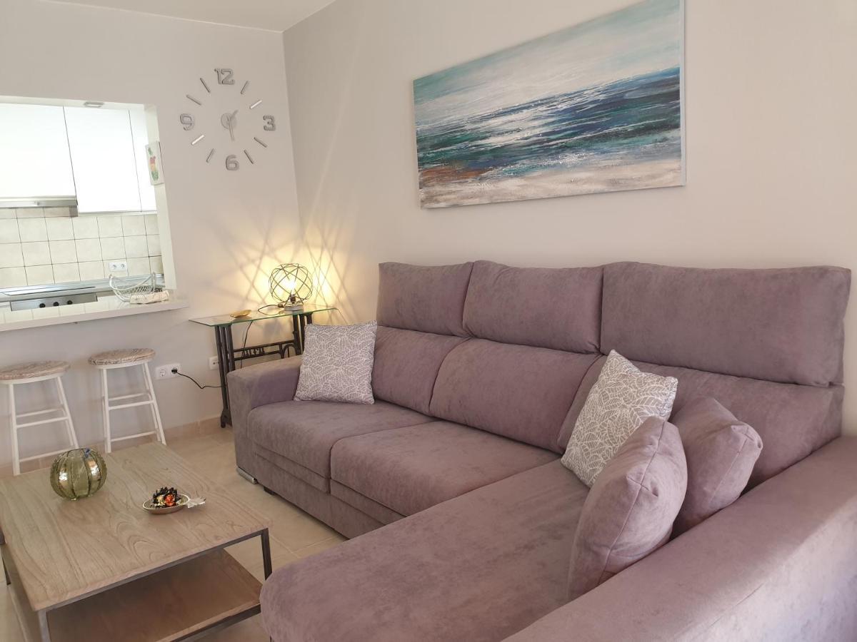 Sunny & New Apartamento In 칼레타데푸스테 외부 사진