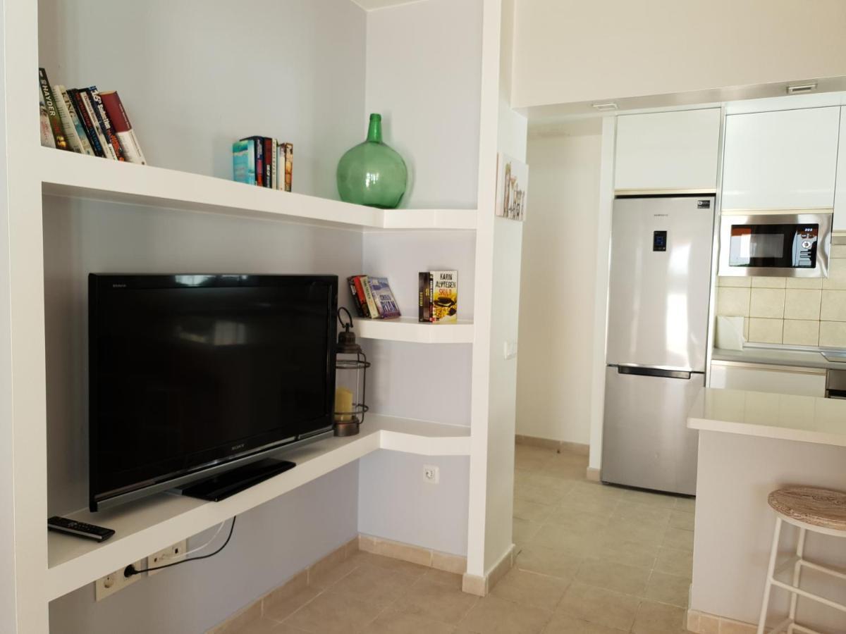 Sunny & New Apartamento In 칼레타데푸스테 외부 사진